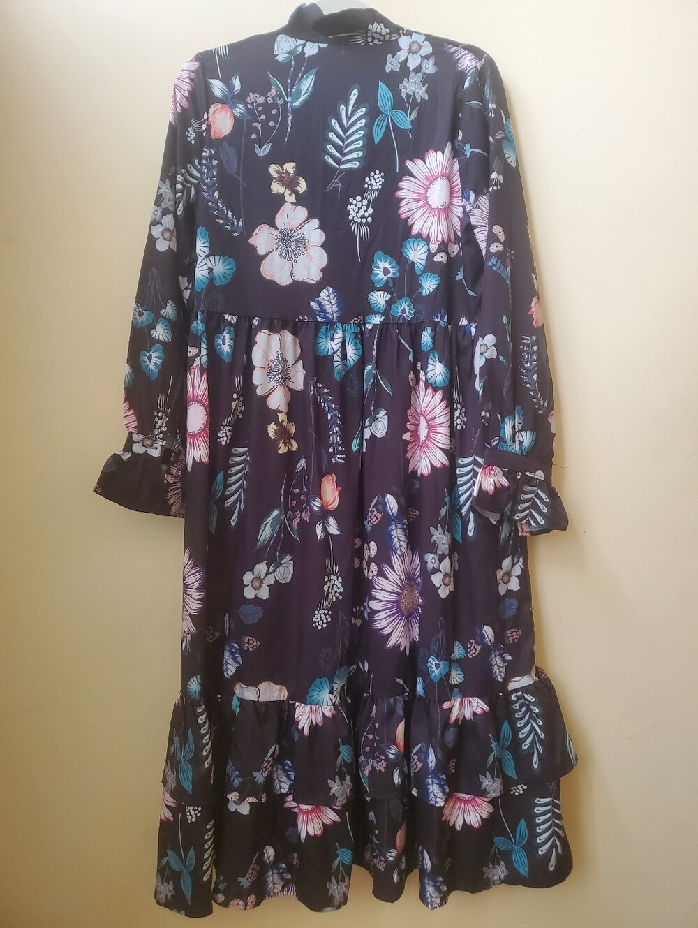 2/$20 cindybaby Long Sleeve Floral Maxi - Picture 8 of 10